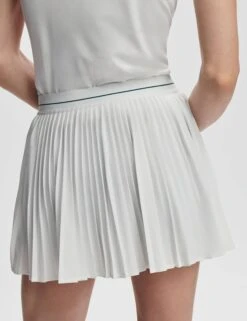 Varley Clemency Mid Rise Skort 13.5" - White -The Sports Edit varley clemency mid rise skort 13 5in white var02608 4