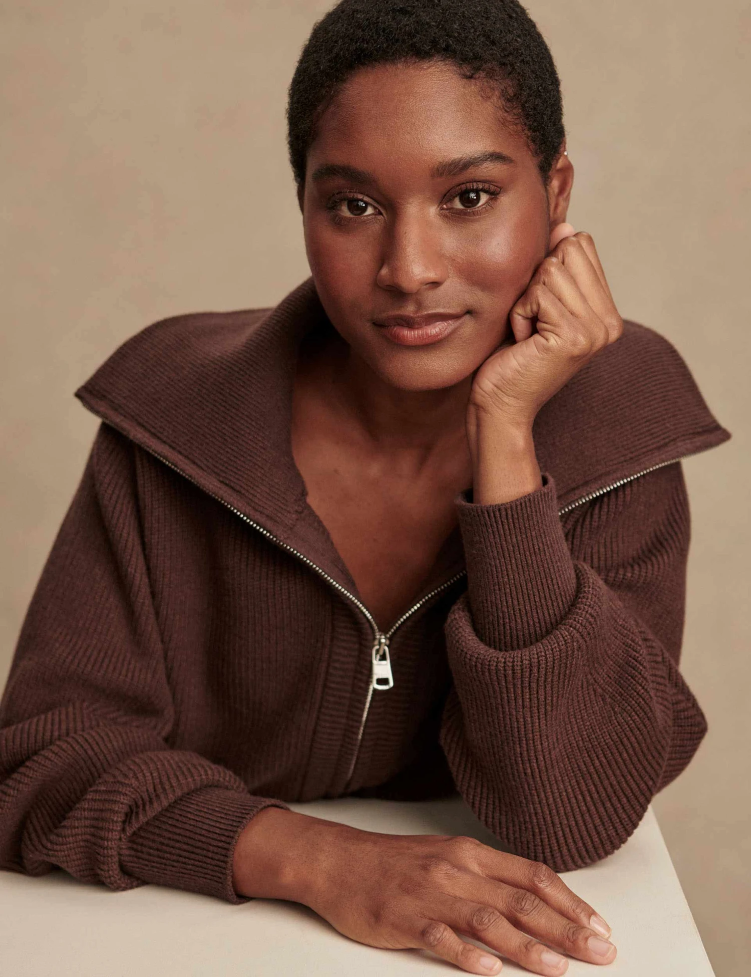 Varley Enrico Knit Jacket - Coffee Bean 6 Varley Enrico Knit Jacket - Coffee Bean - Image 4