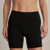 Varley FreeSoft High Waisted Short 5" - Black -The Sports Edit varley freesoft hw short 5in black var03144 1 1