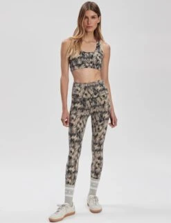 Varley Move Super High Waisted Legging 25" - Clouded Aztec 7 Varley Move Super High Waisted Legging 25" - Clouded Aztec -The Sports Edit varley move super hw legging clouded aztec var02048 3