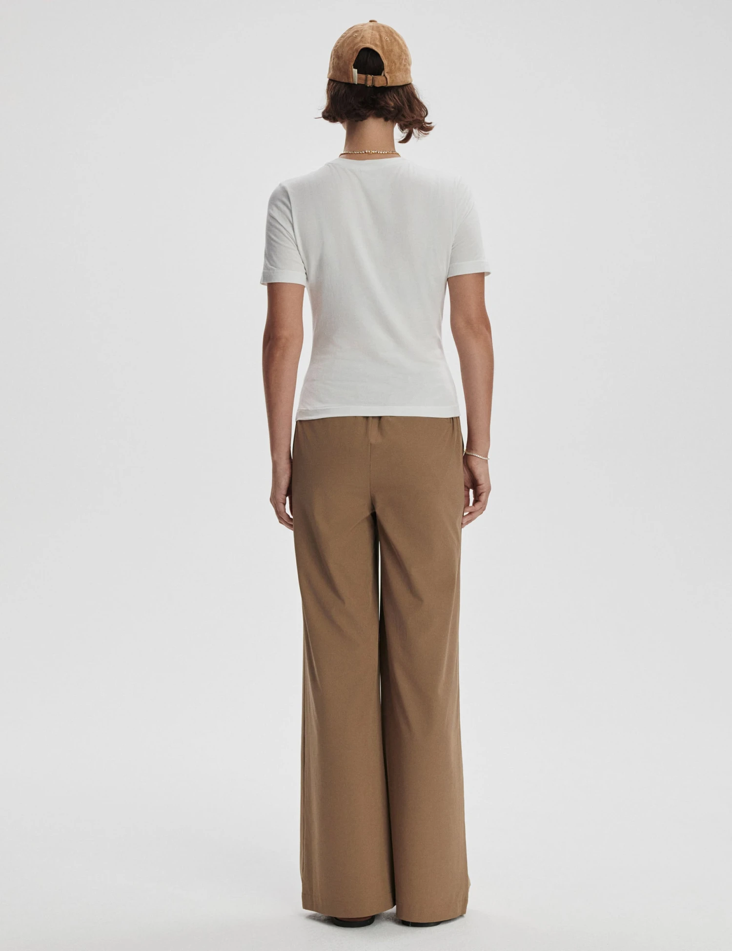 Varley Regina Fitted Tee - White 10 Varley Regina Fitted Tee - White - Image 8