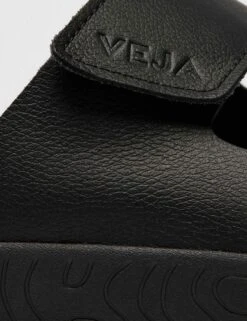 Veja Etna Leather Sandal - Full Black 14 Veja Etna Leather Sandal - Full Black -The Sports Edit veja w etna leather sandals full black sa2020754 5
