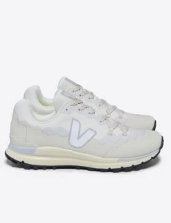 Veja Fitz Roy Trek Shell - Gravel White -The Sports Edit veja w fitz roy trek shell shoes gravel white FR2303556 2