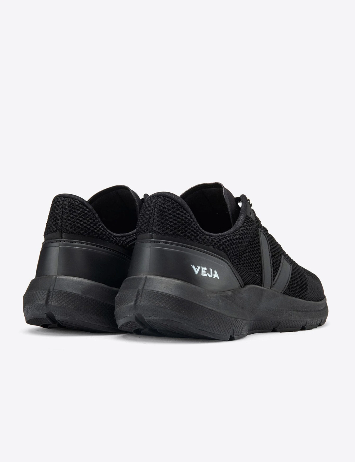 Veja Marlin V-Knit - Full Black 6 Veja Marlin V-Knit - Full Black - Image 4