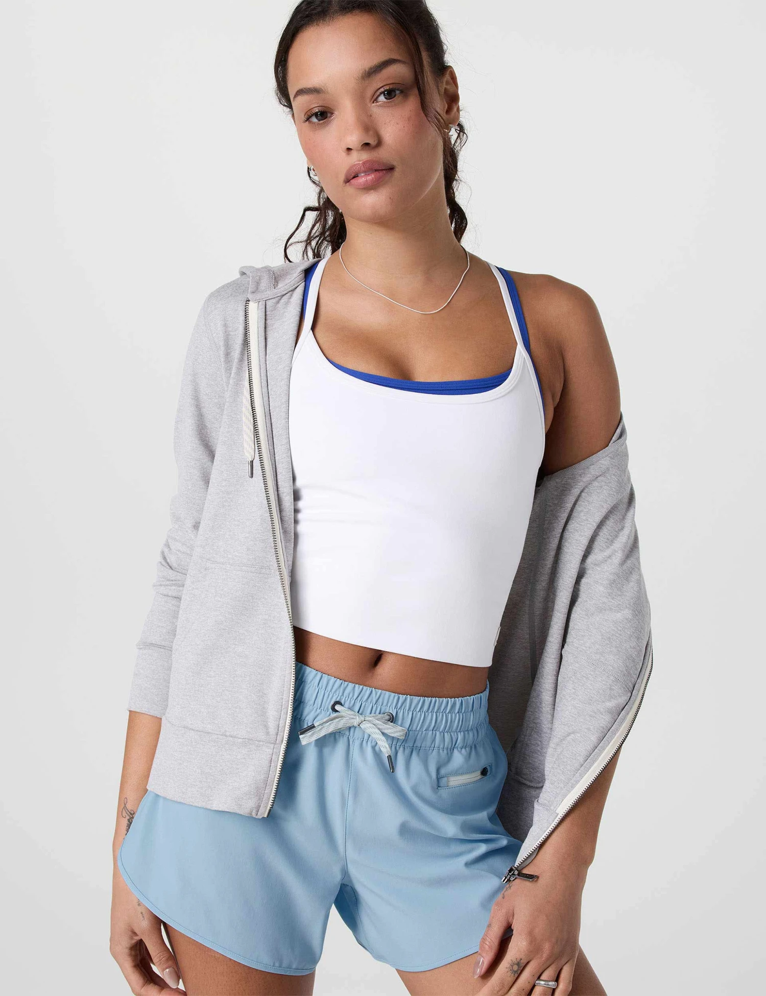 Vuori Clementine 4" Short 2.0 - Surf 7 Vuori Clementine 4" Short 2.0 - Surf - Image 5