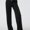 Vuori Halo Essential Wideleg - Black Heather -The Sports Edit vuori halo essential wideleg black heather vw4023hbk 1