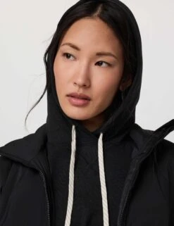 Vuori Halo Modern Pullover Hoodie - Black Heather -The Sports Edit vuori halo modern pullover hoodie black heather vw2041hbk 8