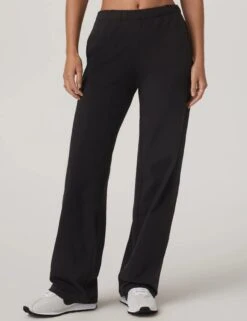 Vuori Halo Modern Straight Leg Pant - Solid Black