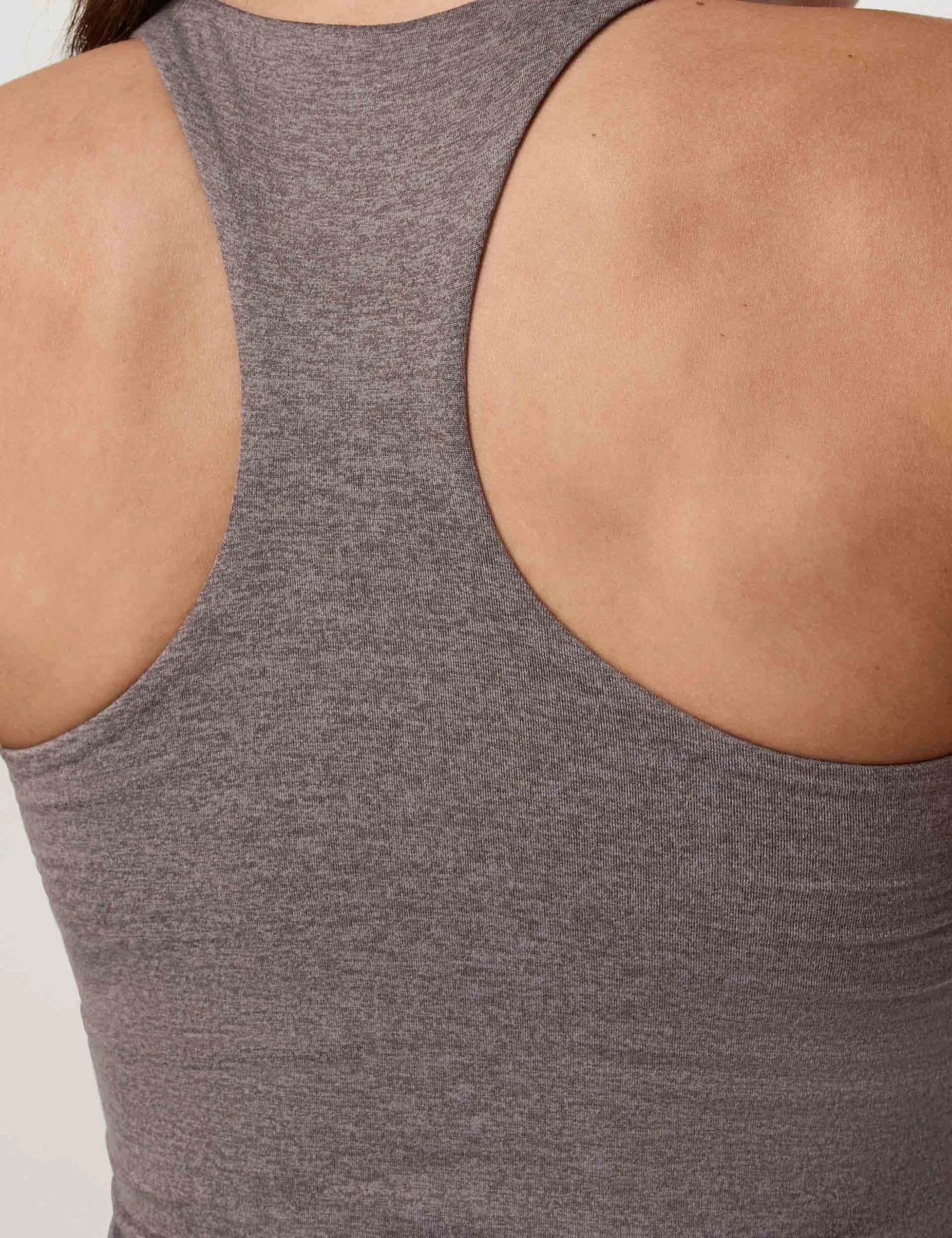 Vuori Halo Performance Crop 2.0 - Huckleberry Heather 5 Vuori Halo Performance Crop 2.0 - Huckleberry Heather - Image 3