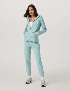 Vuori Halo Performance Hoodie 2.0 - Sea Spray Heather -The Sports Edit vuori halo performance hoodie 2 0 sea spray heather vw268hss 4