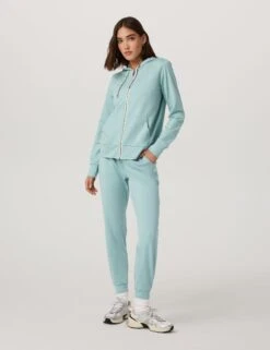 Vuori Halo Performance Hoodie 2.0 - Sea Spray Heather -The Sports Edit vuori halo performance hoodie 2 0 sea spray heather vw268hss 5