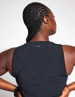 Crop It Tank - Black -The Sports Edit ymo crop it tank black 6